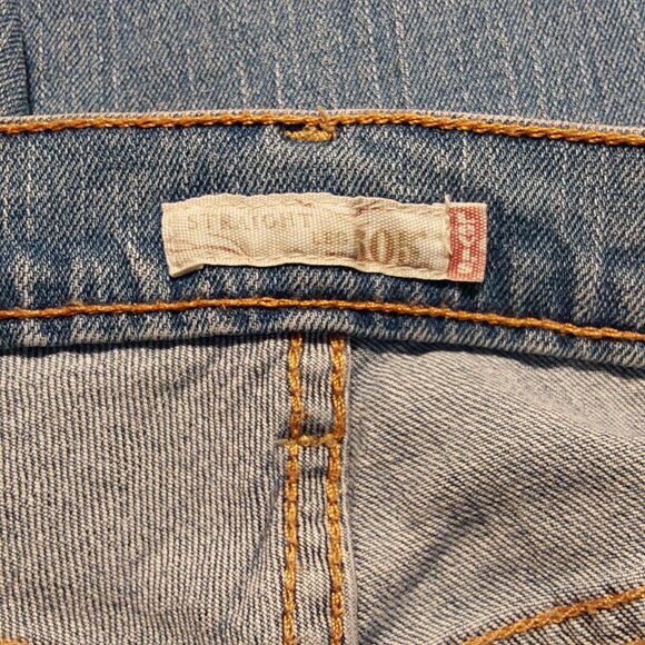 Levi's 505 Mid-Rise Classic Straight Jean Light Wash 31" Inseam Good Cond - 12 - Picture 8 of 9